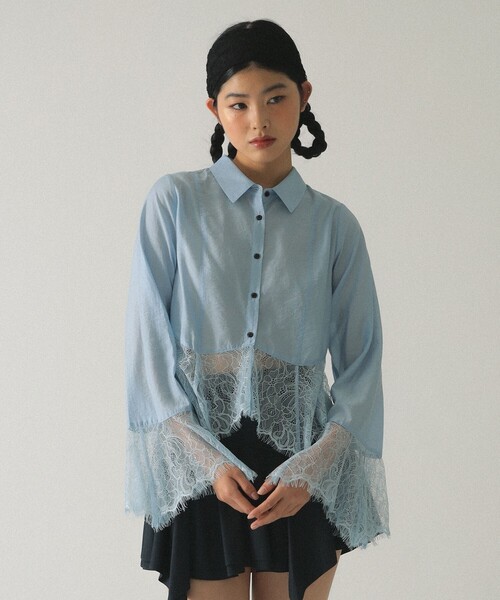 Ray BEAMS（レイビームス）の「レース キリカエ フレア スリーブ シャツ（シャツ/ブラウス・レディース・ホワイト系その他6/サックスブルー・ONE SIZE）」の2枚目の写真