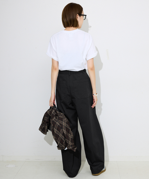 SLOBE IENA(スローブイエナ)の「《接触冷感/WEB限定/追加》ライトチノタックカーブトラウザー(チノパンツ・レディース・ブラック/ベージュ・36/38)」の5枚目の写真