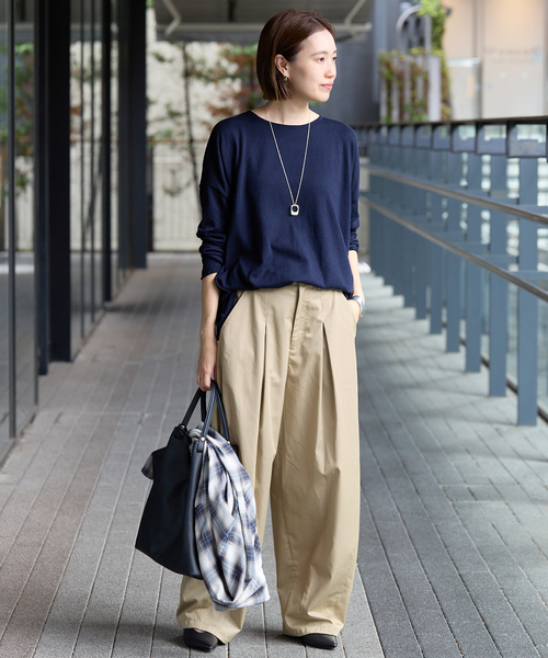 SLOBE IENA(スローブイエナ)の「《接触冷感/WEB限定/追加》ライトチノタックカーブトラウザー(チノパンツ・レディース・ブラック/ベージュ・36/38)」の11枚目の写真