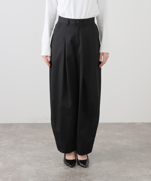 SLOBE IENA(スローブイエナ)の「《接触冷感/WEB限定/追加》ライトチノタックカーブトラウザー(チノパンツ・レディース・ブラック/ベージュ・36/38)」の15枚目の写真
