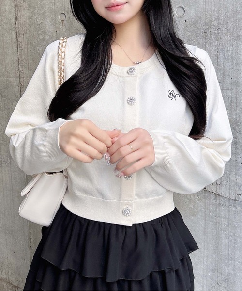 INGNI（イング）の「ビジューボタンニットカーディガン（カーディガン/ボレロ・レディース・ホワイト系その他4/オフホワイト/レッド/ネイビー/イエロー・M）」の8枚目の写真