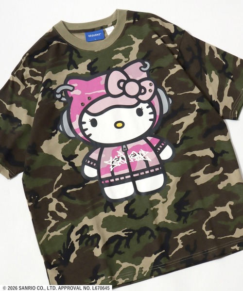 sanrio(サンリオ)の「HELLO KITTY EYELET TEE/ハローキティ ストリートビッグプリントTシャツ/カモフラ・レオパード/ピチT・ビッグシルエット(Tシャツ/カットソー・レディース・カモフラージュ/ブラック/レッド/ホワイト・L/M/S)」の4枚目の写真
