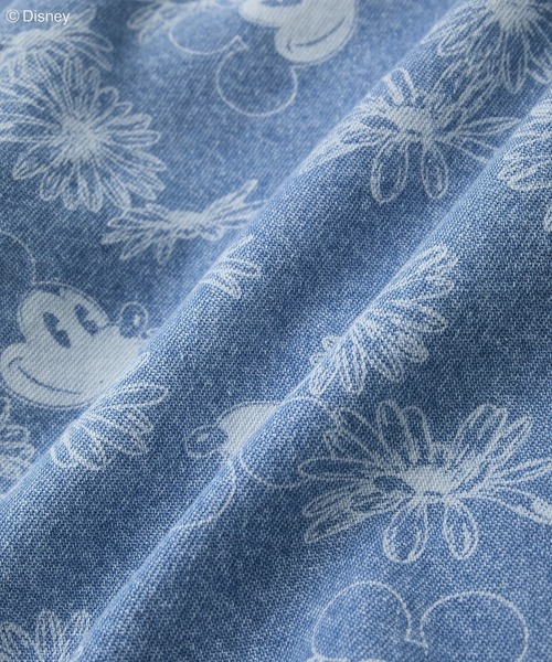 Disney（ディズニー）の「ミッキー&フレンズ/花柄デニムシャツ（シャツ/ブラウス・レディース・インディゴブルー/ライトインディゴブルー・FREE）」の6枚目の写真