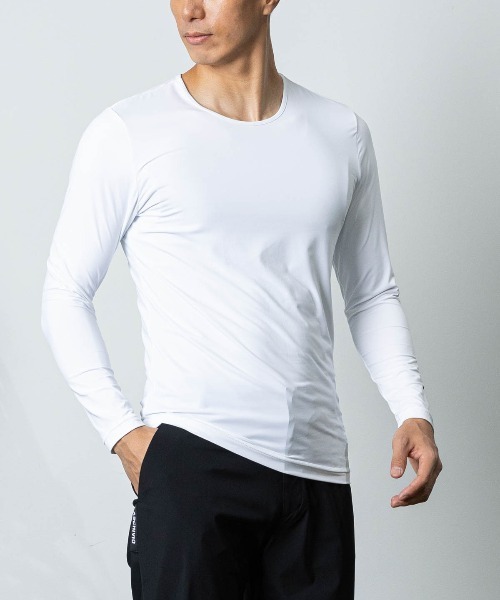archivio(アルチビオ)の「<MENS>UV冷感クルーネックインナー(その他トップス・メンズ・ホワイト/ブラック・LL/L/M)」の9枚目の写真