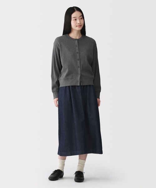 無印良品（ムジルシリョウヒン）の「婦人　ワッフル編みクルーネック長袖カーディガン（カーディガン/ボレロ・レディース・ブラック/ライトグリーン/キナリ/チャコールグレー・L/M/S/XL）」の14枚目の写真