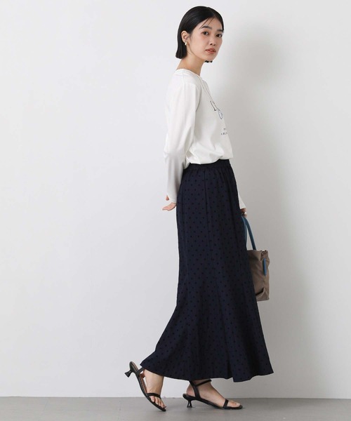 Gready Brilliant（グレディブリリアン）の「ブルー糸刺しゅうプリントT（Tシャツ/カットソー・レディース・オフホワイト・38）」の5枚目の写真