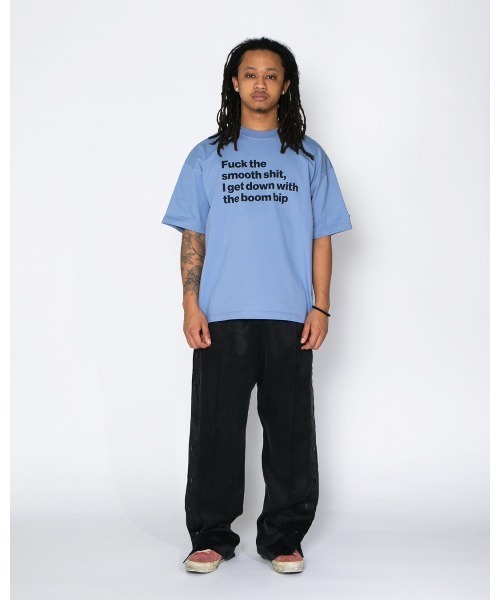 APPLEBUM(アップルバム)の「“Boom Bip” T-shirt(Tシャツ/カットソー・メンズ・スミクロ/ブルー・MEDIUM/LARGE/X-LARGE/XX-LARGE)」の22枚目の写真