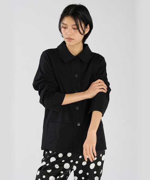 agnes b.(アニエスベー)の「コットン ジャージー 長袖 ジャケット "Mandarin"(テーラードジャケット・レディース・ブラック・3/2/1)」の2枚目の写真