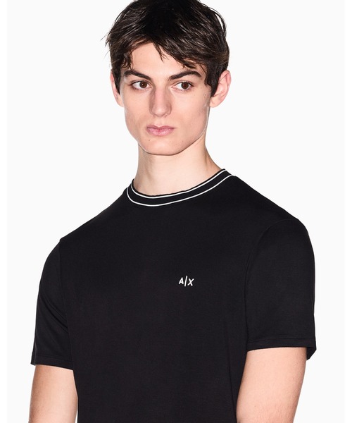 ARMANI EXCHANGE（アルマーニエクスチェンジ）の「【A|X アルマーニ エクスチェンジ】AXロゴ ストレッチヴィスコス 半袖クルーネックTシャツ/SLIM（Tシャツ/カットソー・メンズ・オフホワイト/ブラック・XX-LARGE/X-SMALL/X-LARGE/SMALL/MEDIUM/LARGE）」の4枚目の写真