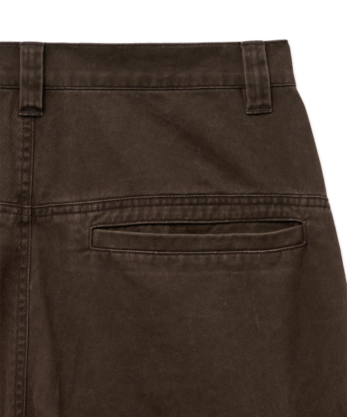 INTEMPOMOOD(インテンポムード)の「ボタンポケットカーゴパンツ_ブラウン(その他パンツ・レディース・ブラウン・MEDIUM/LARGE/X-LARGE)」の11枚目の写真