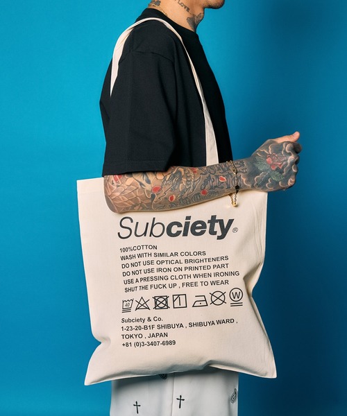 Subciety（サブサエティ）の「Label tote bag（トートバッグ・メンズ・ブルー/ブラック×ブルー/グリーン/ブラウン/バーガンディー/ブラック×ホワイト/ホワイト/スカイブルー/イエロー/オレンジ・FREE）」の21枚目の写真