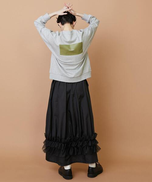 FRAPBOIS（フラボア）の「デイリートレーナー（スウェット・レディース・ホワイト/ブラック/グレー・1/2）」の13枚目の写真