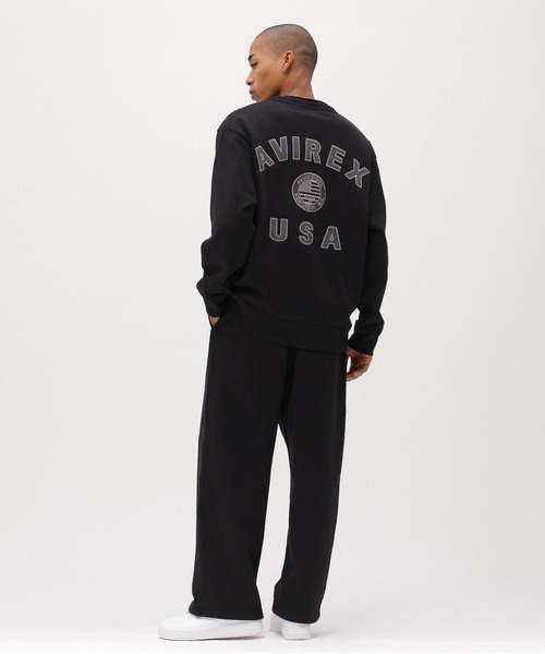 AVIREX（アヴィレックス）の「《直営店限定》VARSITY FLAG CREW NECK SWEAT / バーシティー フラッグ クルーネック スウェット / AVIREX / アヴィレックス（スウェット・メンズ・ブラック/オフホワイト・XX-LARGE/X-LARGE/LARGE/MEDIUM）」の5枚目の写真