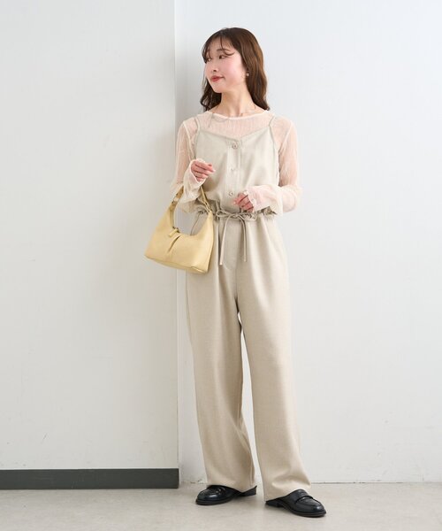 Kastane(カスタネ)の「【一部店舗限定/S.Mサイズ展開/セットアップ対応】B キャミコンビネゾン(つなぎ/オールインワン・レディース・ブラック/アイボリー/ベージュ・MEDIUM/SMALL)」の11枚目の写真