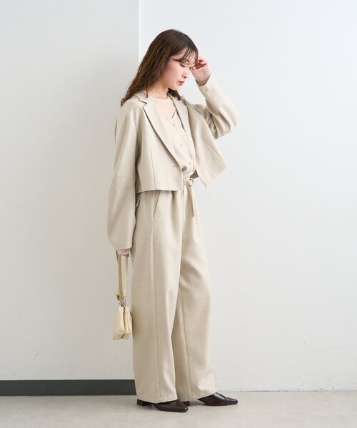 Kastane(カスタネ)の「【一部店舗限定/S.Mサイズ展開/セットアップ対応】B キャミコンビネゾン(つなぎ/オールインワン・レディース・ブラック/アイボリー/ベージュ・MEDIUM/SMALL)」の20枚目の写真