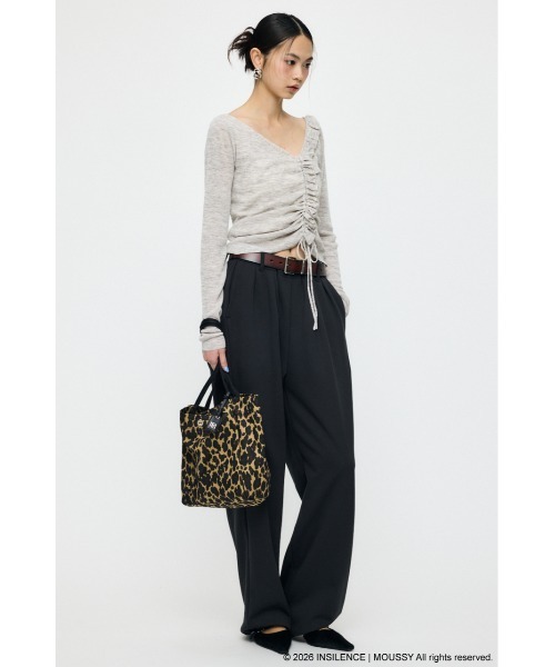 MOUSSY（マウジー）の「INSILENCE GATHER ニットトップス（ニット/セーター・レディース・ブラック/ライトカーキ/ライトグレー・1）」の17枚目の写真