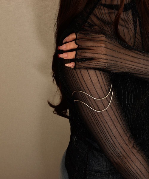 TONE SELECT GOODS（トーンセレクトグッズ）の「【resonance】シンプルデザイン メタル アームカフ／アームレット（バングル/リストバンド・レディース・ゴールド/シルバー・FREE）」の3枚目の写真