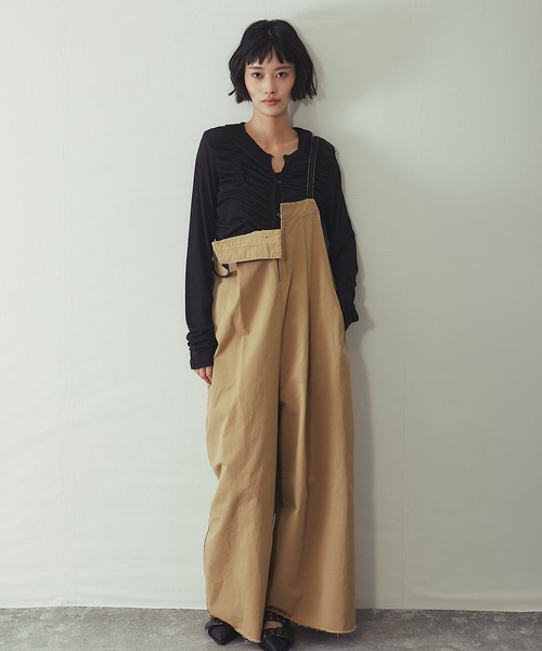 ANOTHER S(アナザーエス)の「綿ツイルアシメサロペット(サロペット/オーバーオール・レディース・ブラック/ベージュ/アイボリー/ブラウン・FREE)」の9枚目の写真