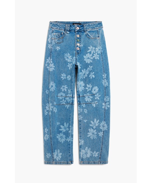 Desigual(デシグアル)の「フローラルプリントバルーンカットデニムパンツ【装飾ボタン×ステッチ仕様】(デニムパンツ・レディース・ブルー・34/36/38/40/42/44)」の1枚目の写真