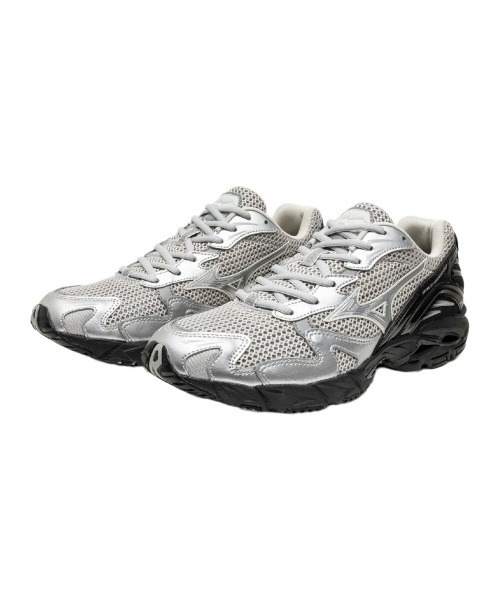 MIZUNO(ミズノ )の「ミズノ【MIZUNO】 - ウエーブライダー 10【WAVE RIDER 10 SILVER - D1GA261602】(スニーカー・メンズ・シルバー・28.0cm/27.0cm/25.5cm/25.0cm/24.5cm/24.0cm/23.5cm/23.0cm)」の1枚目の写真