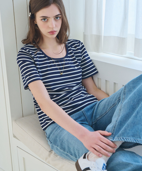 SLOWLOLLI(スローローリ)の「U neck stripe short sleeve t-shirt - Navy(Tシャツ/カットソー・レディース・ネイビー・FREE)」の7枚目の写真