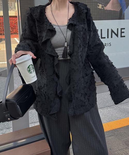 WILLFULLY（ウィルフリー）の「jacquard sheer ruffle frill shirt JK（ノーカラージャケット・レディース・アイボリー/ブラック・FREE）」の14枚目の写真