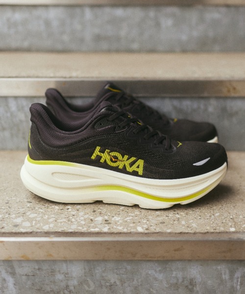 HOKA(ホカ)の「BONDI 9 1162011-CWG(スニーカー・メンズ・ブラック・27.5cm/27.0cm/26.5cm/26.0cm/25.5cm/25.0cm/30.0cm/29.0cm/28.5cm/28.0cm)」の2枚目の写真