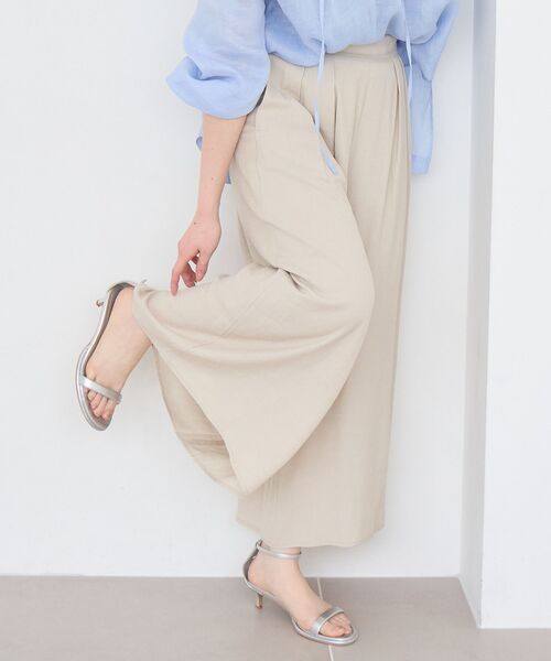 le.coeur blanc(ルクールブラン)の「リネンライクワイドパンツ(その他パンツ・レディース・ライトグリーン/チャコールグレー/モカ/アイボリー・38)」の2枚目の写真