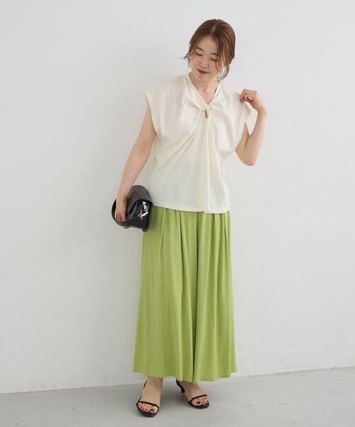 le.coeur blanc(ルクールブラン)の「リネンライクワイドパンツ(その他パンツ・レディース・ライトグリーン/チャコールグレー/モカ/アイボリー・38)」の20枚目の写真