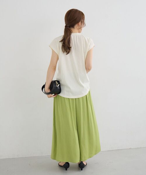 le.coeur blanc(ルクールブラン)の「リネンライクワイドパンツ(その他パンツ・レディース・ライトグリーン/チャコールグレー/モカ/アイボリー・38)」の21枚目の写真