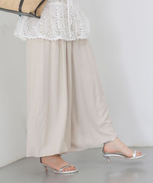 le.coeur blanc(ルクールブラン)の「リネンライクワイドパンツ(その他パンツ・レディース・ライトグリーン/チャコールグレー/モカ/アイボリー・38)」の21枚目の写真