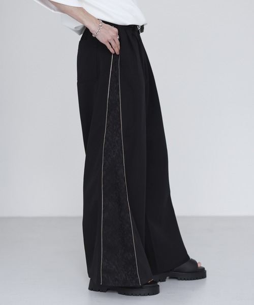 SOCCE(ソーシー)の「サイドZIPジャガードワイドスラックス(スラックス・メンズ・ライトグレー/チャコール/ブラック・XL/L/M/S)」の2枚目の写真