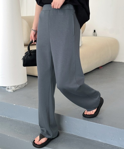 DAY CLOSET(デイ クローゼット)の「【大きいサイズ有/後ろゴム有】ゆるっとコクーンシルエット。リラックス イージーパンツ レディース(その他パンツ・レディース・ブラック/ネイビー/グレー/アイボリー/マスタード・L/XL/S/M)」の3枚目の写真