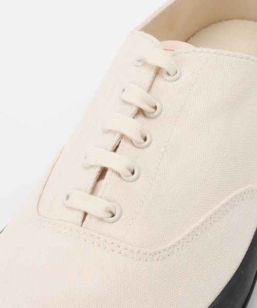 EDIFICE(エディフィス)の「WAKOUWA CANVAS OX LOW BLAXK SOLE(スニーカー・メンズ・アイボリー・25.5cm/26cm/26.5cm/27cm/27.5cm)」の8枚目の写真