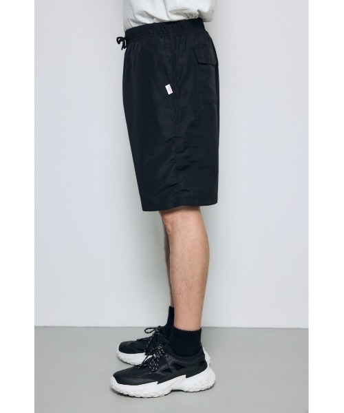 AZUL by moussy(アズールバイマウジー)の「SHELTECH Light ショートパンツ(スラックス・メンズ・ブラック/グレー系その他/グレー・MEDIUM/LARGE/SMALL)」の7枚目の写真