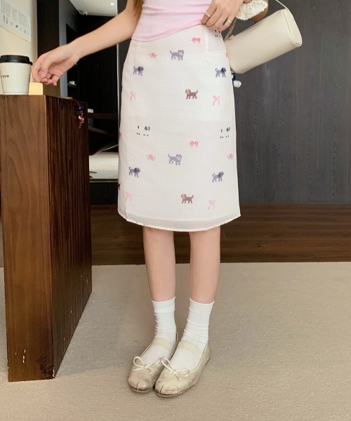 gossip!ロサンゼルス(ゴシップロサンゼルス)の「【Y2Kガーリー】レトロドット&キャット・ドッグ柄Aラインシフォンスカート ミディ丈(スカート・レディース・オフホワイト・L/M/S)」の19枚目の写真