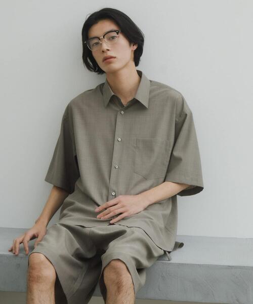 URBAN RESEARCH DOORS(アーバンリサーチドアーズ)の「T/W Tropical Regular SHIRTS(シャツ/ブラウス・メンズ・ブラック/ブラウン・LARGE/MEDIUM)」の3枚目の写真