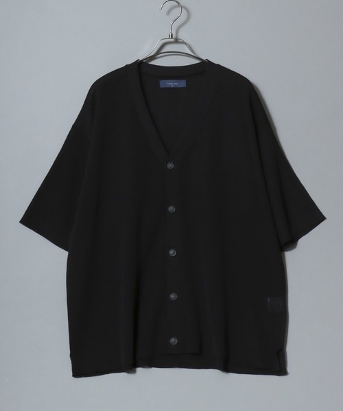 ANPAS(アンパス)の「Cooling Half-Sleeve Knit Cardigan (Solid/Check Pattern) / 接触冷感 ムジ&チェック 五分袖 ニットVカーデ メンズ サマーカーディガン シンプル 5分袖 半袖 ビッグシルエット オーバーサイズ(カーディガン/ボレロ・メンズ・グレイッシュベージュ/ブラック/サックスブルー/ブラック系その他/グレー系その他/ベージュ系その他/ブルー系その他・M/L)」の8枚目の写真