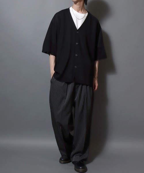 ANPAS(アンパス)の「Cooling Half-Sleeve Knit Cardigan (Solid/Check Pattern) / 接触冷感 ムジ&チェック 五分袖 ニットVカーデ メンズ サマーカーディガン シンプル 5分袖 半袖 ビッグシルエット オーバーサイズ(カーディガン/ボレロ・メンズ・グレイッシュベージュ/ブラック/サックスブルー/ブラック系その他/グレー系その他/ベージュ系その他/ブルー系その他・M/L)」の14枚目の写真