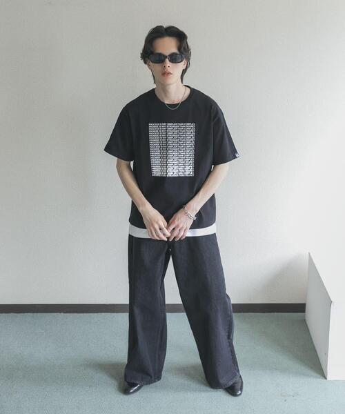 SENSE OF PLACE by URBAN RESEARCH(センスオブプレイスバイアーバンリサーチ)の「『別注』LOVE POP STUDIO×SENSE OF PLACE SHORT-SLEEVE T-SHIRTS(Tシャツ/カットソー・メンズ・ブラック/レッド/ネイビー・LARGE/MEDIUM)」の7枚目の写真
