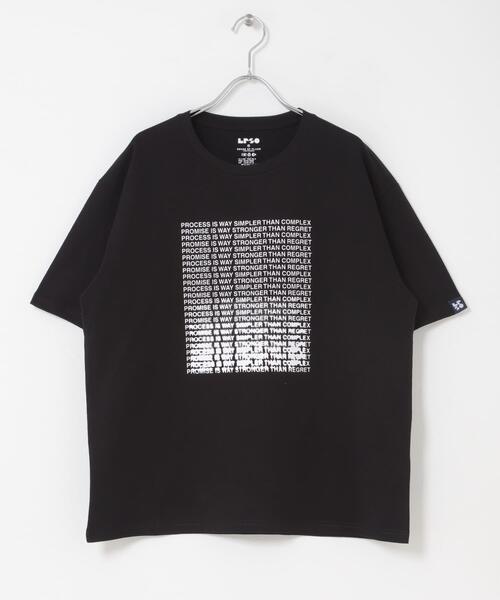 SENSE OF PLACE by URBAN RESEARCH(センスオブプレイスバイアーバンリサーチ)の「『別注』LOVE POP STUDIO×SENSE OF PLACE SHORT-SLEEVE T-SHIRTS(Tシャツ/カットソー・メンズ・ブラック/レッド/ネイビー・LARGE/MEDIUM)」の9枚目の写真
