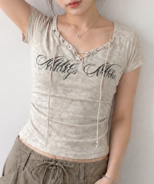 NANEA(ナネア)の「フロントロゴレースアップ クロップドタイトTシャツ(Tシャツ/カットソー・レディース・ベージュ/グレー・MEDIUM)」の14枚目の写真