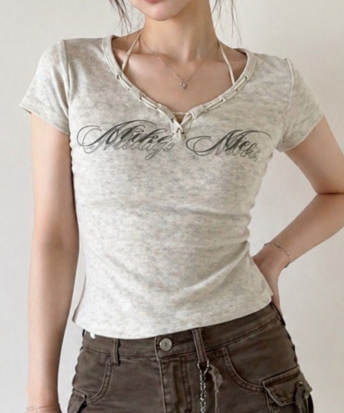 NANEA(ナネア)の「フロントロゴレースアップ クロップドタイトTシャツ(Tシャツ/カットソー・レディース・ベージュ/グレー・MEDIUM)」の9枚目の写真