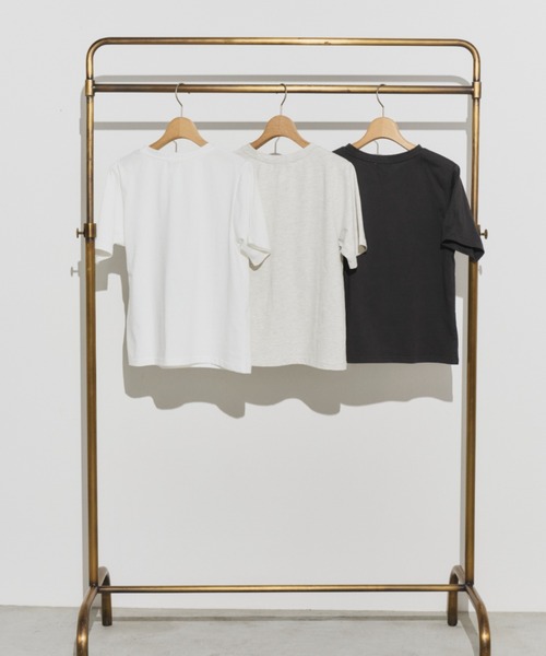 Unitage(ユニテージ)の「ビーズ刺繍TEE(Tシャツ/カットソー・レディース・ブラック/ホワイト/ライトグレー・FREE)」の12枚目の写真