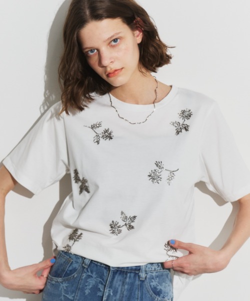 Unitage(ユニテージ)の「ビーズ刺繍TEE(Tシャツ/カットソー・レディース・ブラック/ホワイト/ライトグレー・FREE)」の8枚目の写真