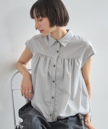 バルーンヘムフレンチスリーブブラウス