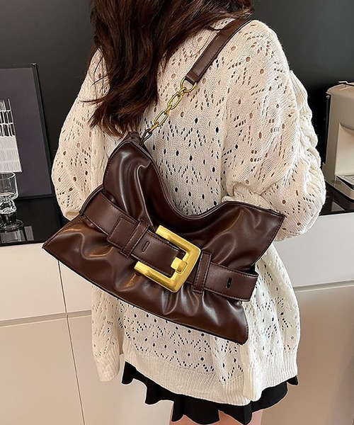 LA VORAGINE(ラ ヴォラジネ)の「ベルトバックルポイント チェーンショルダーギャザートートバッグ(トートバッグ・レディース・ブラウン/ベージュ/ブラック/アイボリー・FREE)」の9枚目の写真