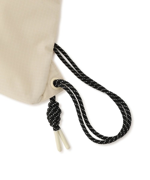HUNTER(ハンター)の「【WEB限定】・【HUNTER for ADAM ET ROPE'】 別注 TRAVEL DRAWSTRING BACKPACK TOTE(トートバッグ・レディース・キナリ・FREE)」の9枚目の写真
