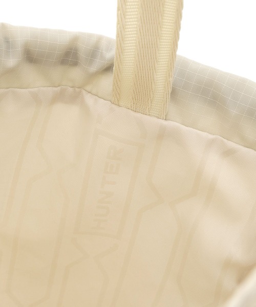 HUNTER(ハンター)の「【WEB限定】・【HUNTER for ADAM ET ROPE'】 別注 TRAVEL DRAWSTRING BACKPACK TOTE(トートバッグ・レディース・キナリ・FREE)」の2枚目の写真