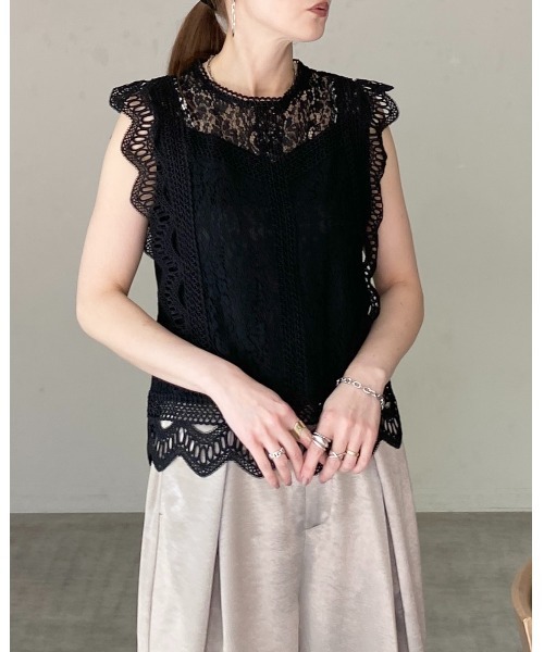 She's Closet(シーズクローゼット)の「フレンチスリーブ ショート丈 シアー スカラップレースブラウス(シャツ/ブラウス・レディース・ホワイト/ブラック/アイボリー・FREE)」の16枚目の写真